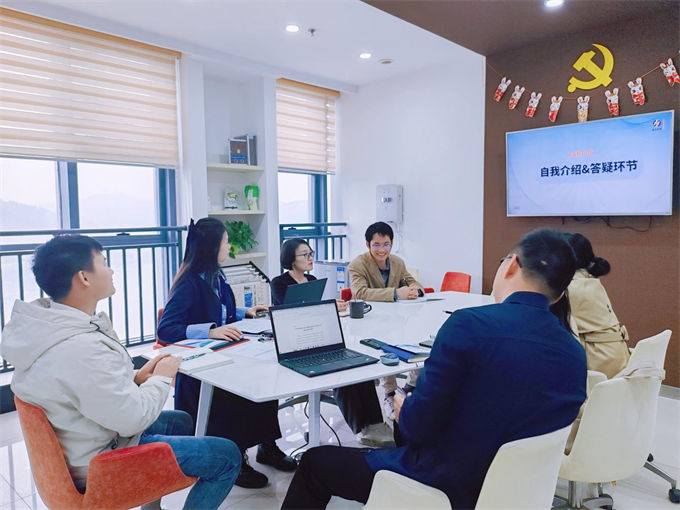 以心迎新，筑梦华审