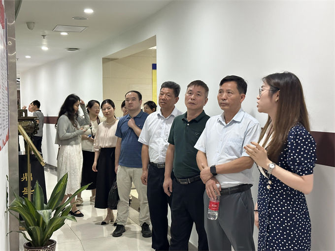 云梦县委统战部考察团莅临湖北华审调研新的社会阶层人士统战工作